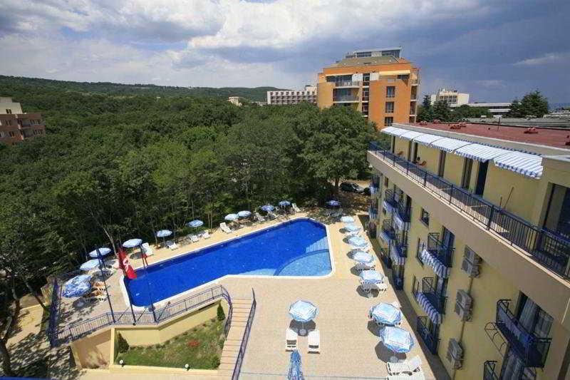 Blue Sky Hotel - & Parking Nisipurile de Aur Exterior foto